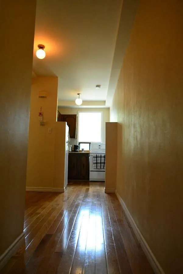 Guests House Toronto